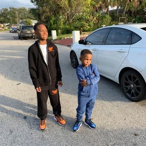 Meet your Posher, Ronald